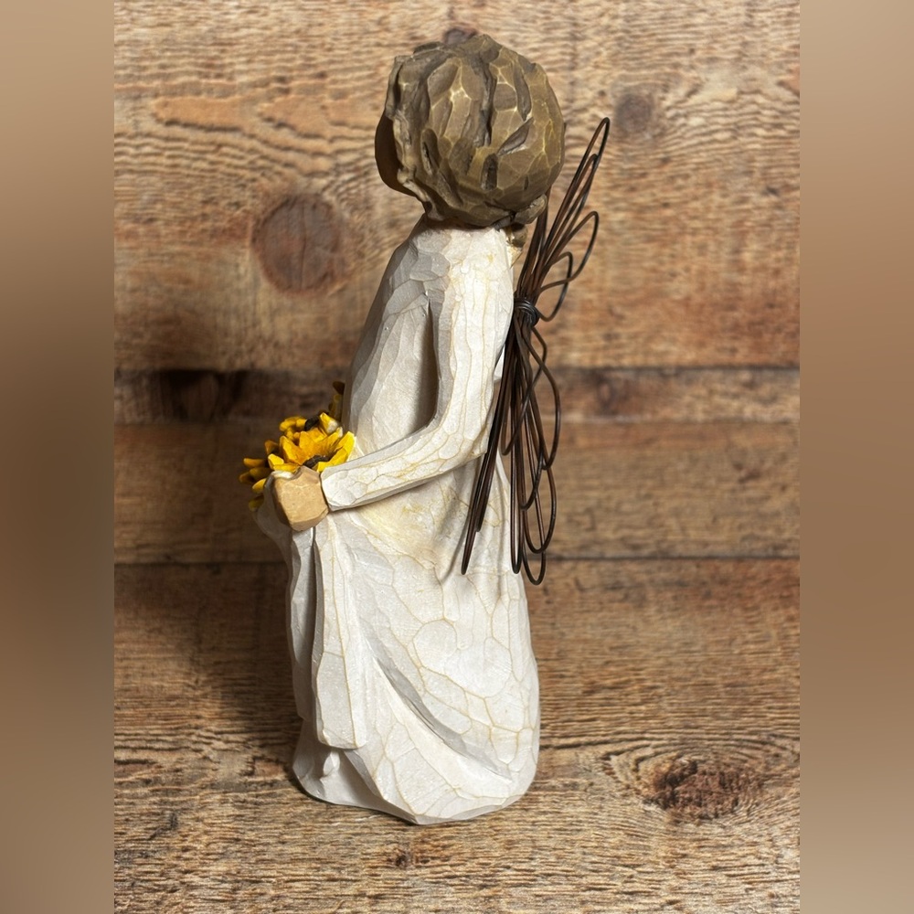 VTG Willow Tree Susan Lordi Angel Sunshine Blooms Sun Flowers 5.5” Demdaco 2010 - Picture 6 of 8